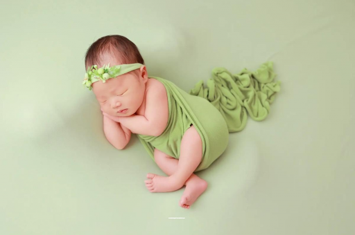 枣阳宝宝边吃边拉正常吗